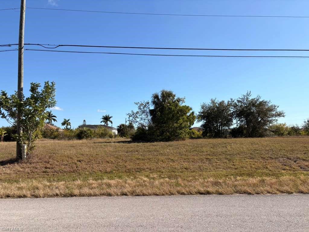 1203 NW 9th PL Property Photo 1