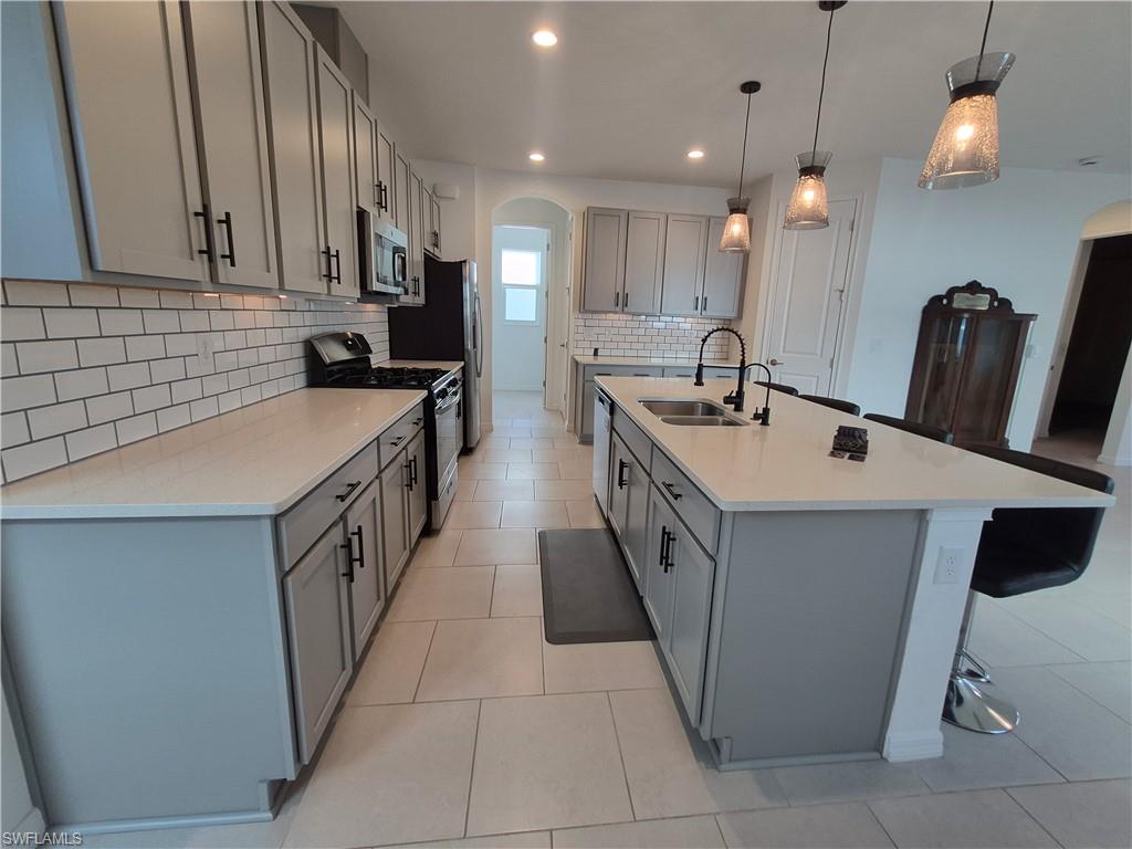 15823 Elina Sky Dr Property Photo 5