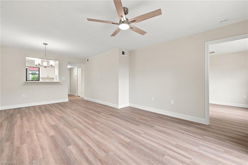 4186 27th Ct Sw 105 Property Photo 3