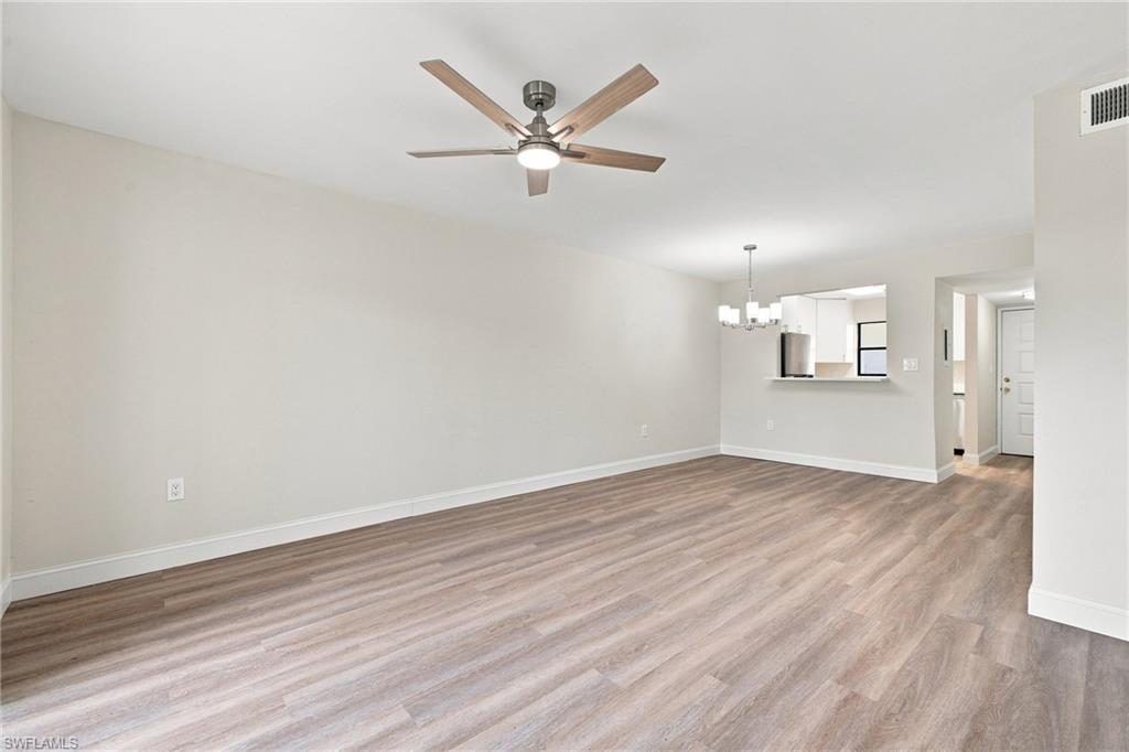 4186 27th Ct Sw 105 Property Photo 4