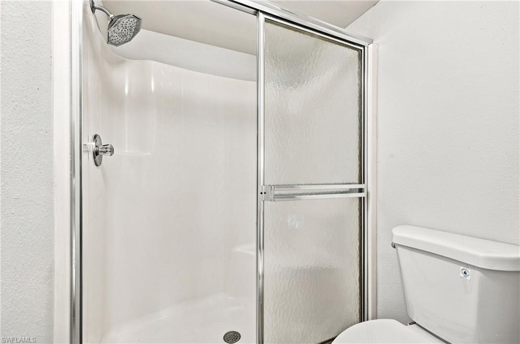 4186 27th Ct Sw 105 Property Photo 13