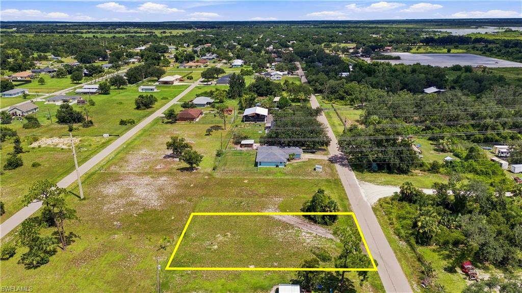 30268 Holly Rd Property Photo 4