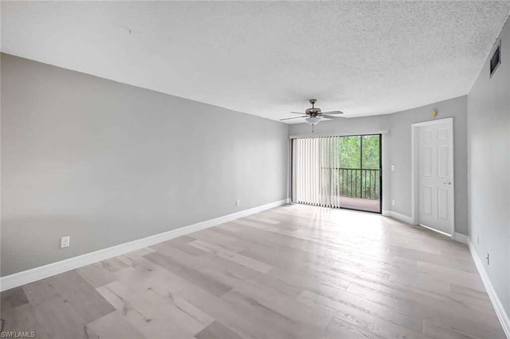 15206 Parkside Dr 102 Property Photo 6