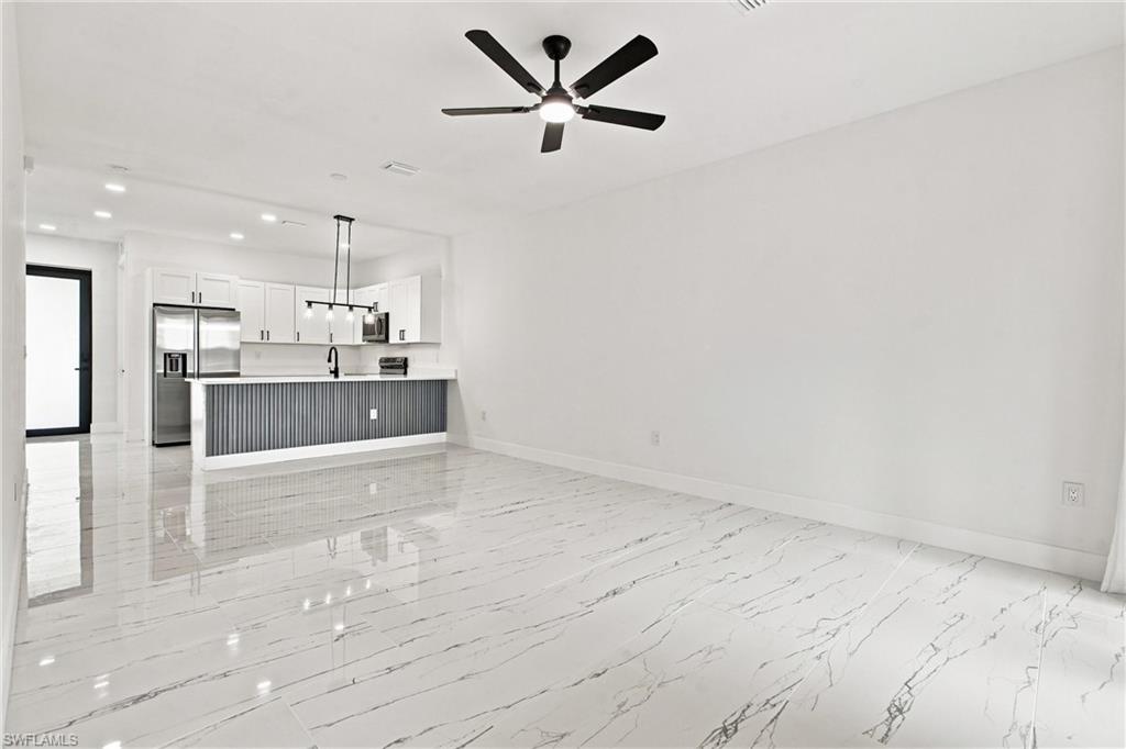 2421/2423 Herb Ave S Property Photo 10