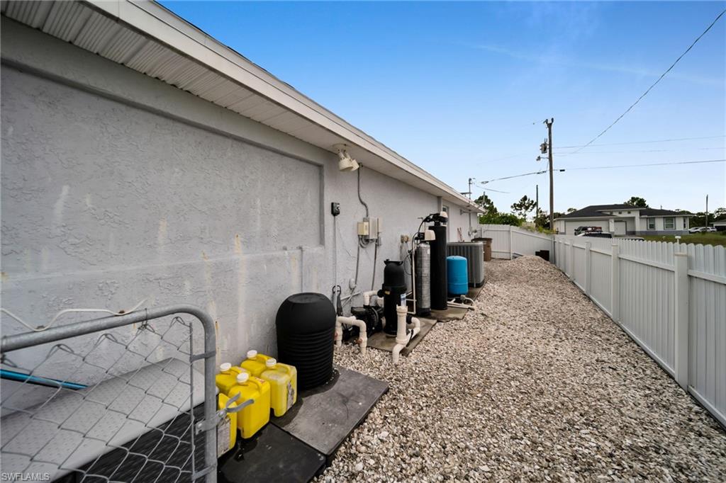 2812 Karen Ave N Property Photo 31