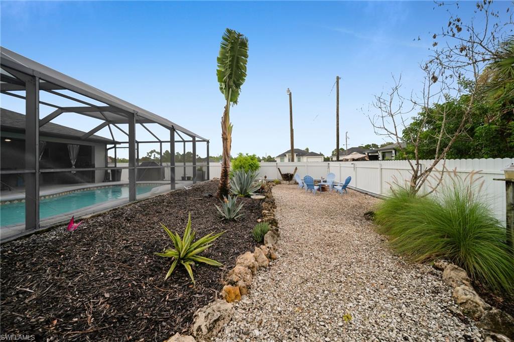 2812 Karen Ave N Property Photo 37