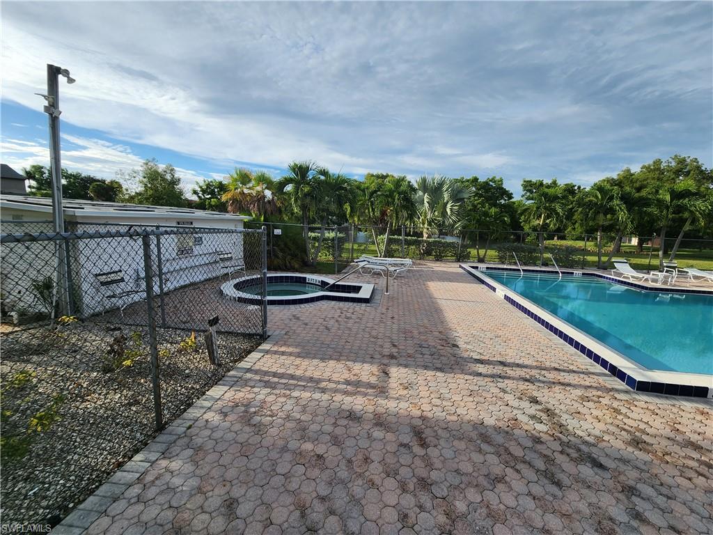 12963 Cherrydale Ct Property Photo 13