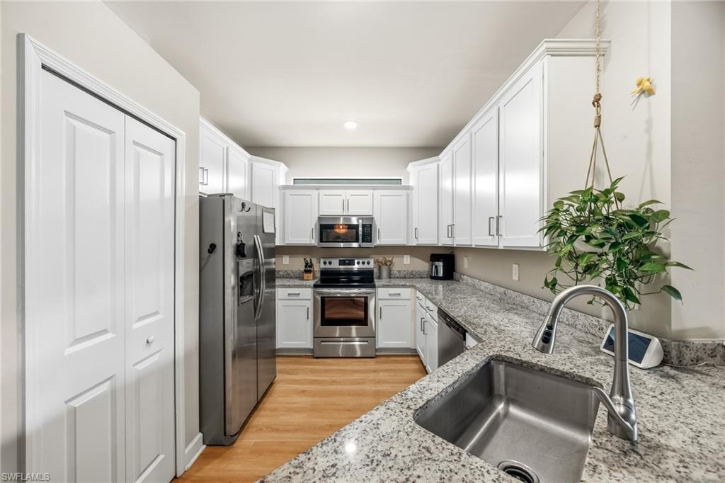 14027 Winding Cedar Way Property Photo 5
