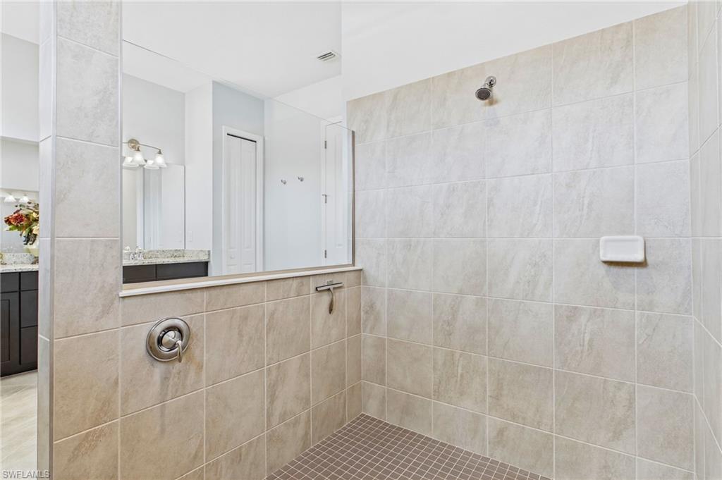 11718 Canopy Loop Property Photo 19