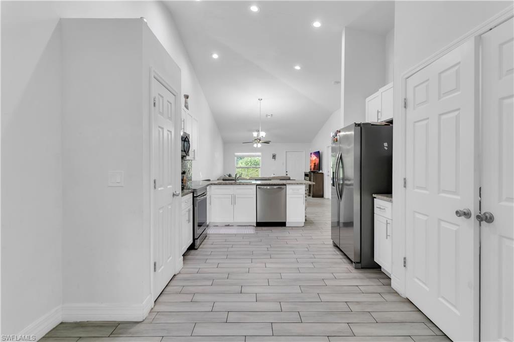 5061/5063 Locke Ln Property Photo 11