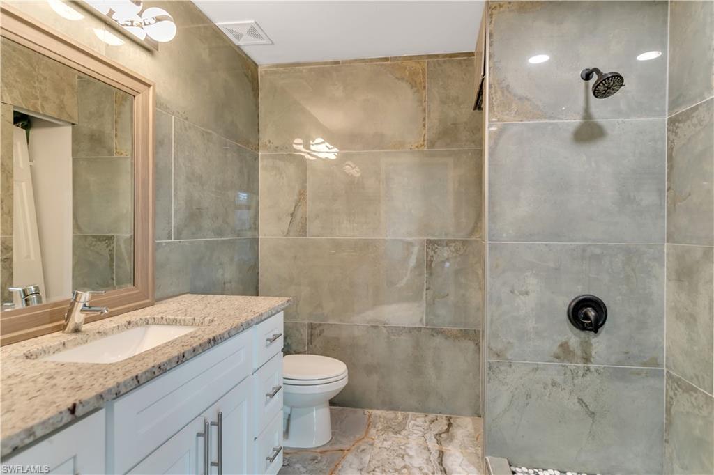 5061/5063 Locke Ln Property Photo 18
