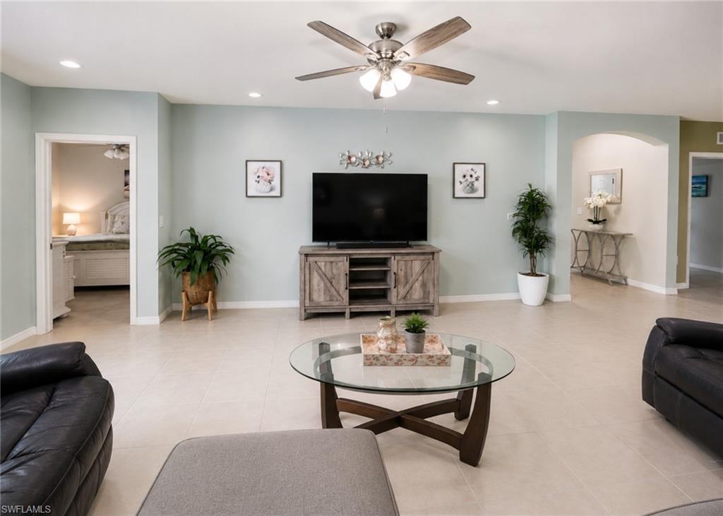 10716 Crossback Ln Property Photo 6