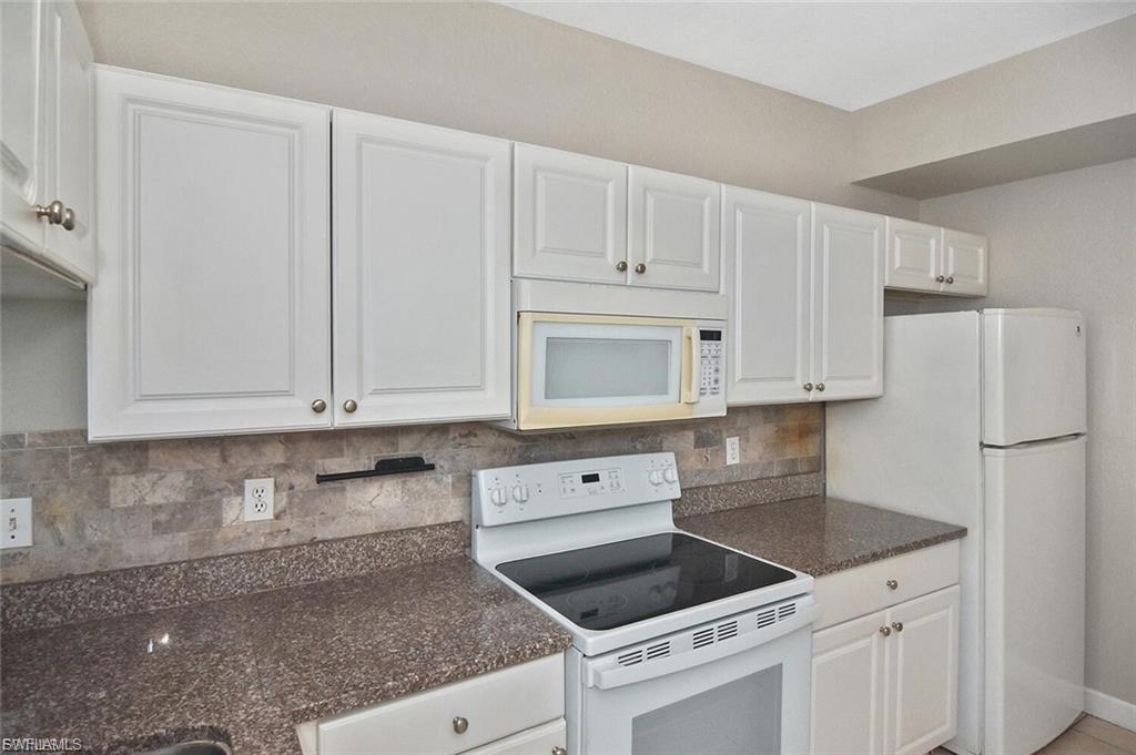 6400 Aragon Way 108 Property Photo 10