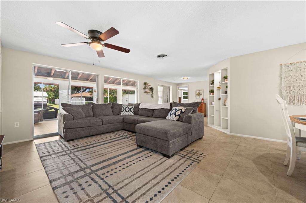 22112 Bronxville Ave Property Photo 6