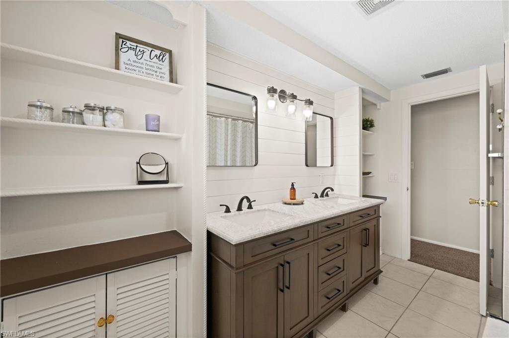22112 Bronxville Ave Property Photo 24
