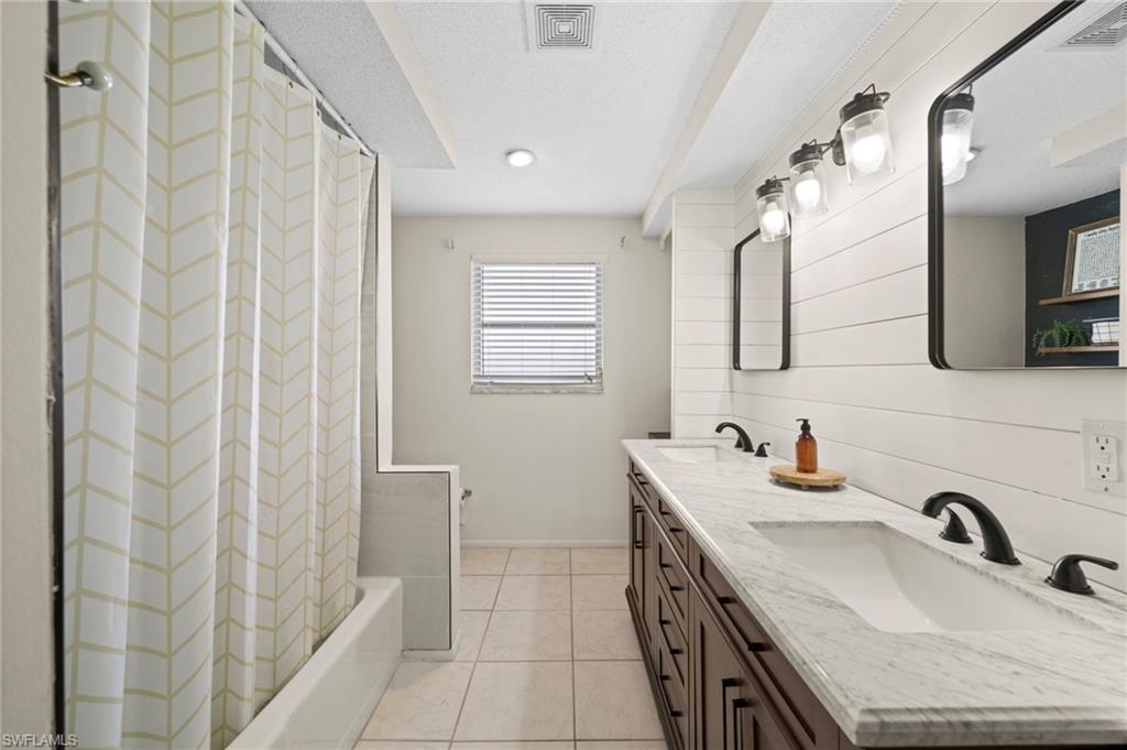 22112 Bronxville Ave Property Photo 25