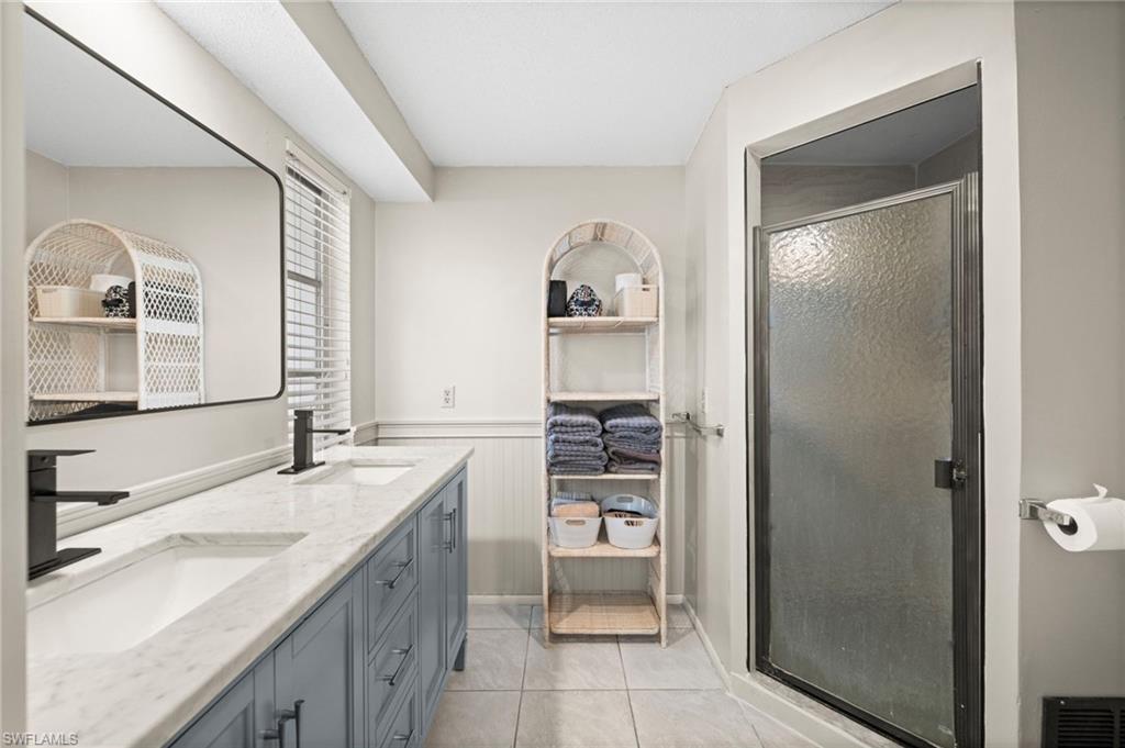 22112 Bronxville Ave Property Photo 27