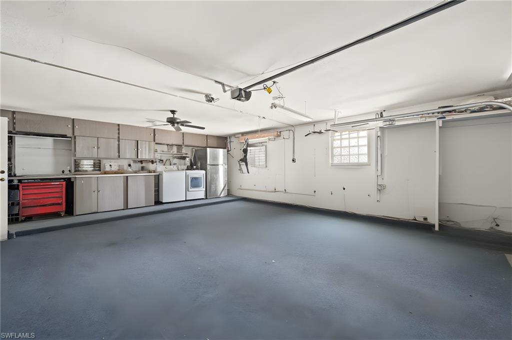 22112 Bronxville Ave Property Photo 28