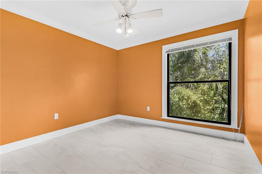 12538 Barrington Ct Property Photo 18