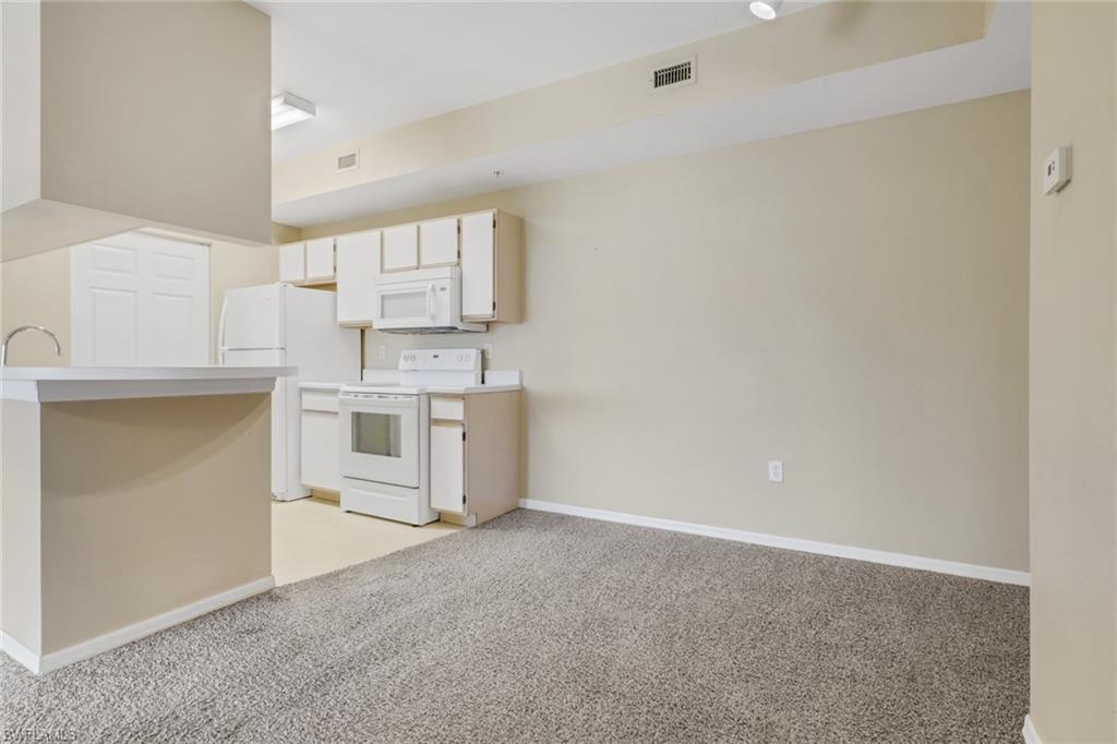 6321 Aragon Way 206 Property Photo 11