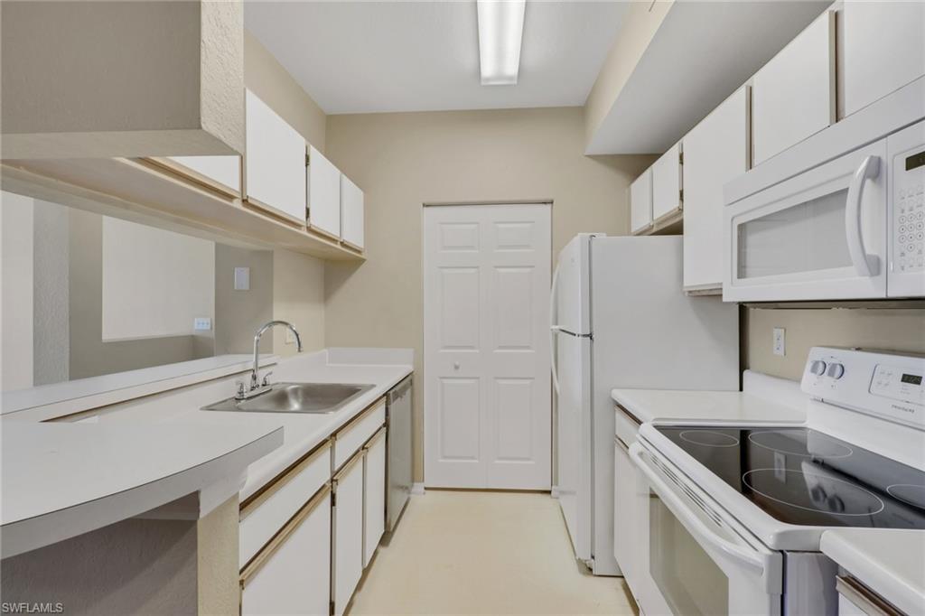 6321 Aragon Way 206 Property Photo 19