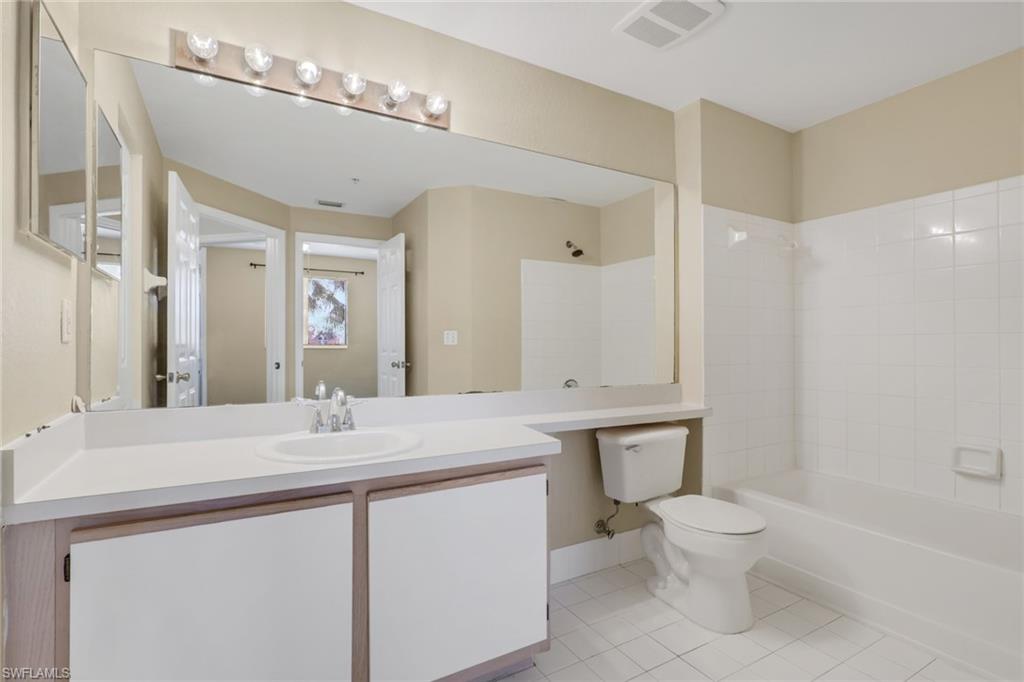 6321 Aragon Way 206 Property Photo 29