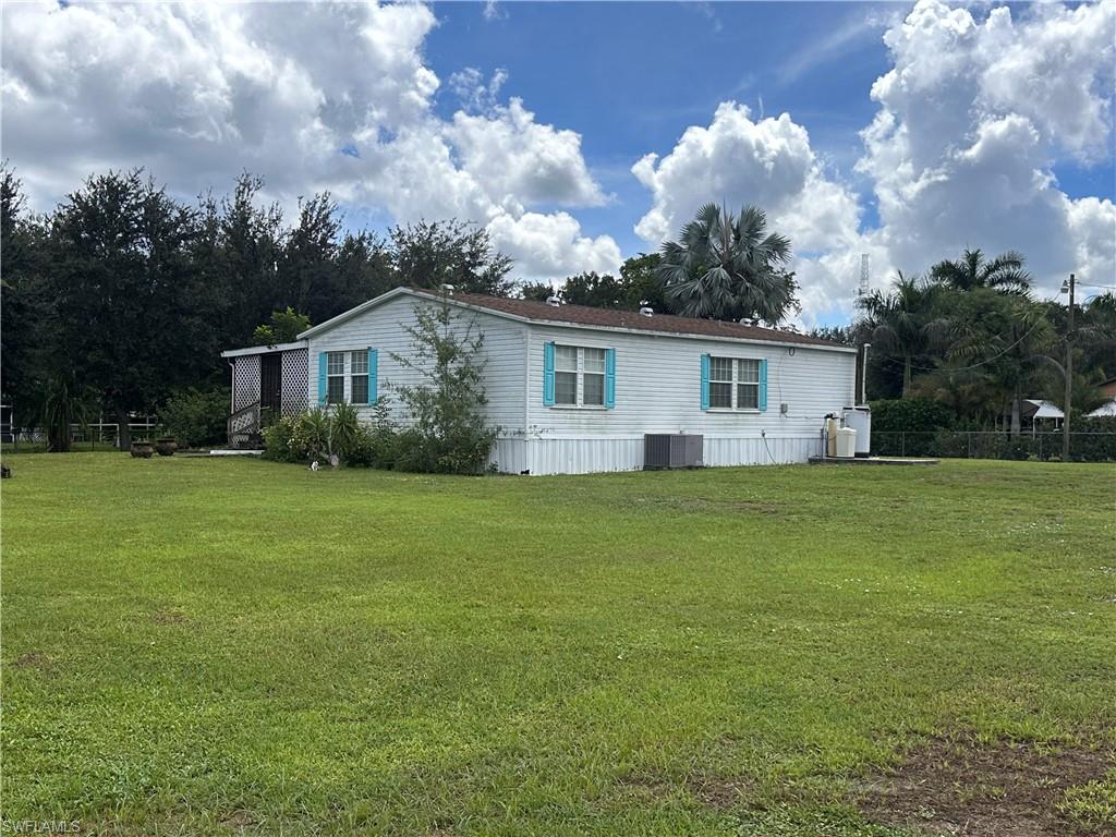 8094 Cook Dr Property Photo 2