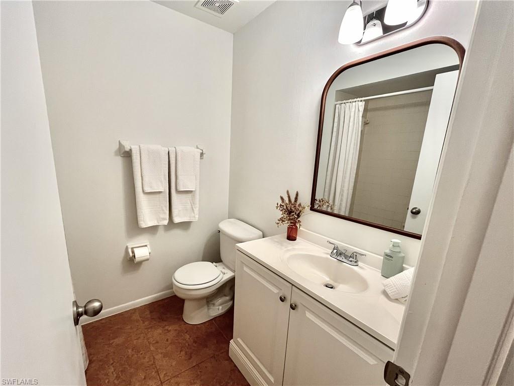 21150 Gertrude Ave S4 Property Photo 23