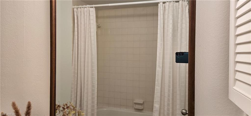 21150 Gertrude Ave S4 Property Photo 26