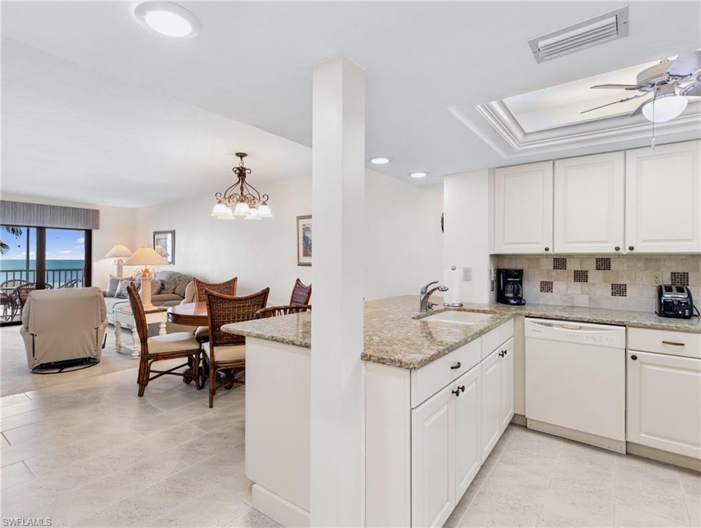 7500 Estero Blvd 203 Property Photo 2
