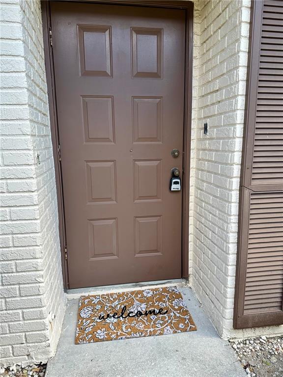 9391 Lennex Ln Property Photo 10