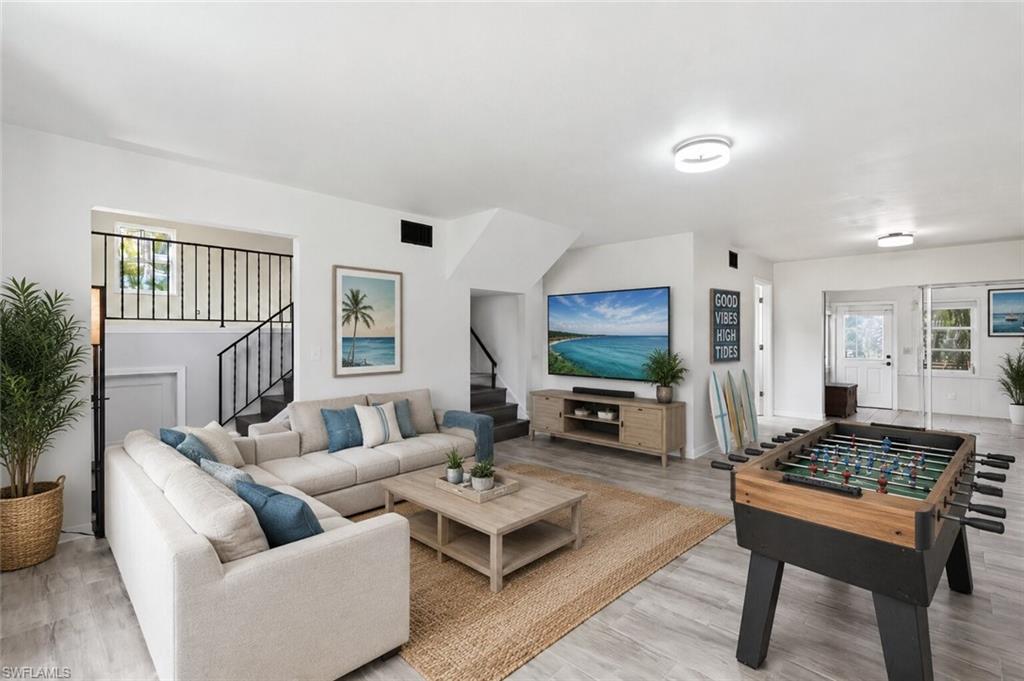 15636 Light Blue Cir Property Photo 5