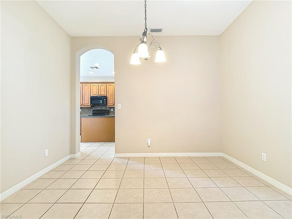 2798 Via Piazza Loop Property Photo 6