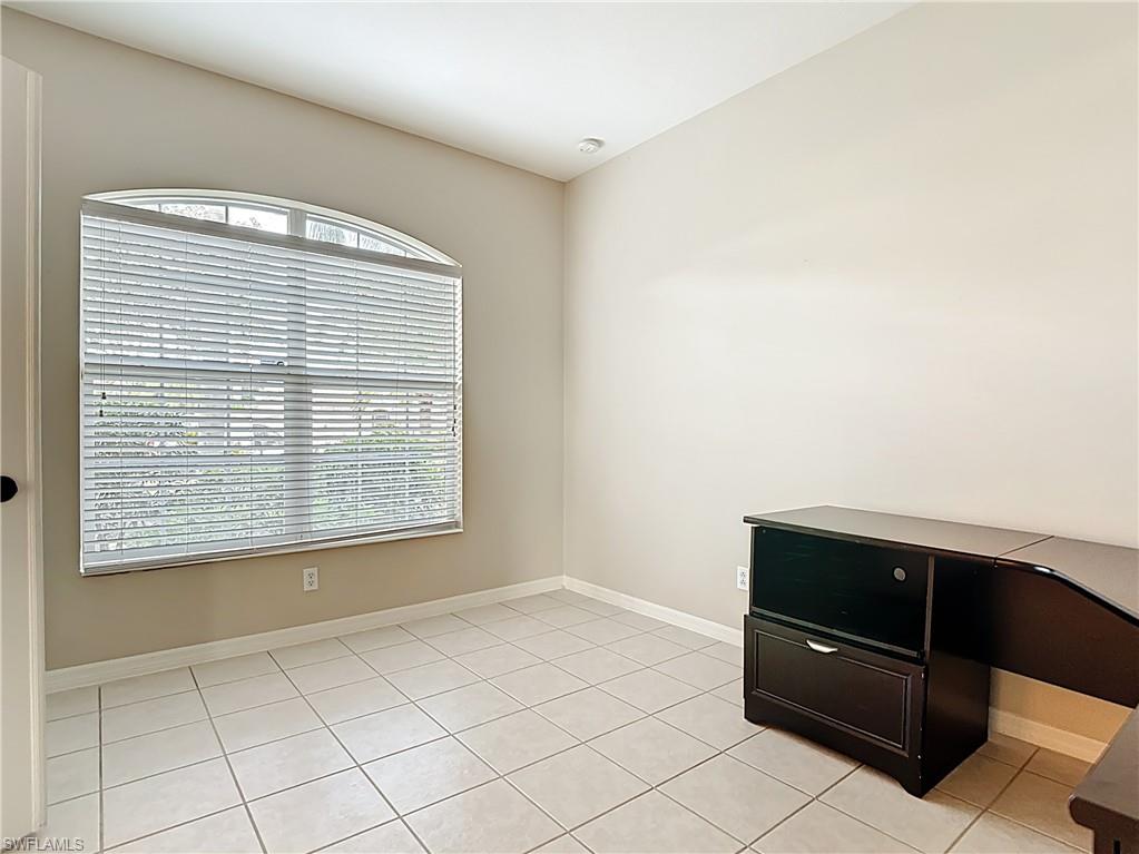 2798 Via Piazza Loop Property Photo 7