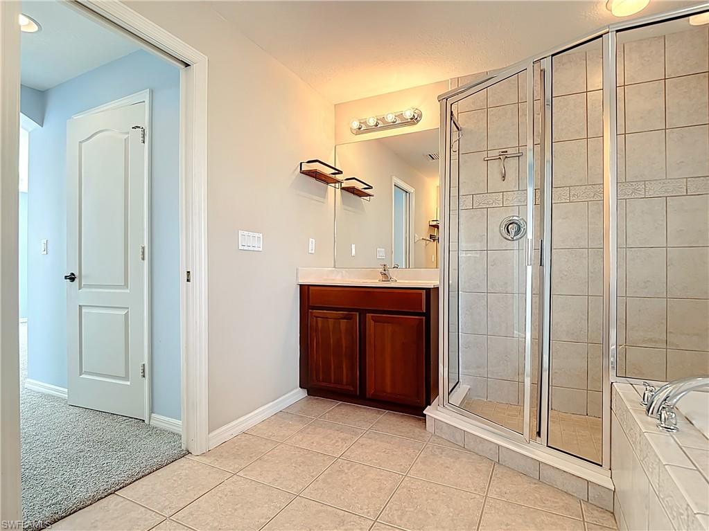2798 Via Piazza Loop Property Photo 35