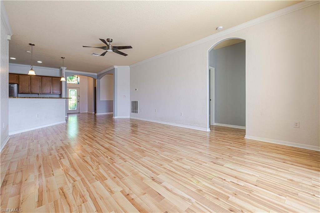 11318 Red Bluff Ln Property Photo 6