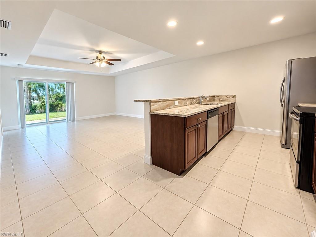1310 Sw 7th Ct Property Photo 2