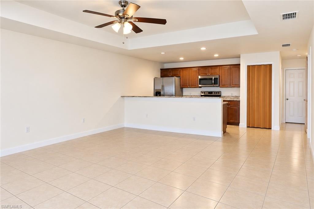 1310 Sw 7th Ct Property Photo 4