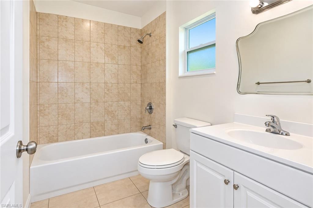1310 Sw 7th Ct Property Photo 8