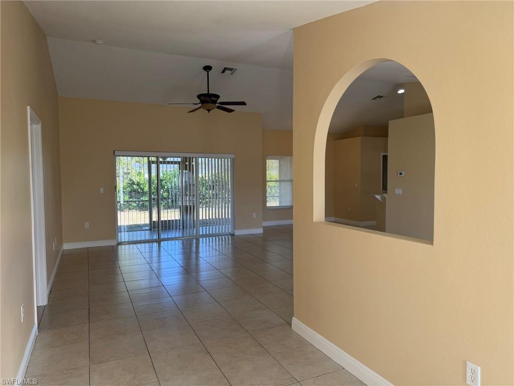2553 Nw 21st Ave Property Photo 5