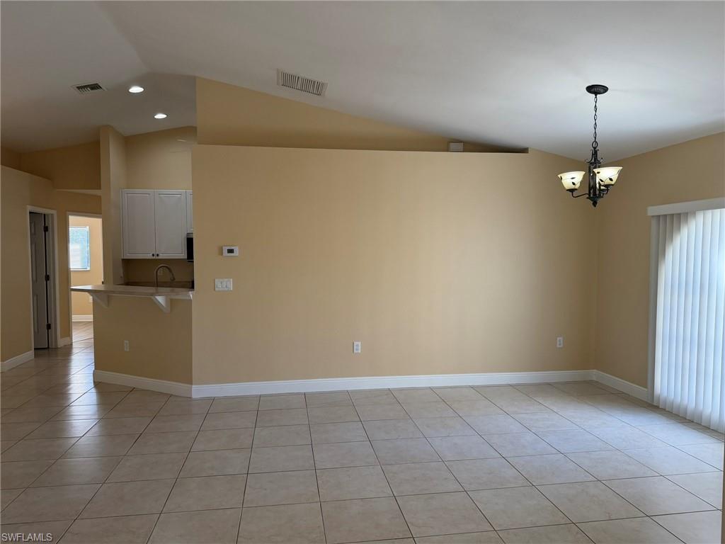 2553 Nw 21st Ave Property Photo 9