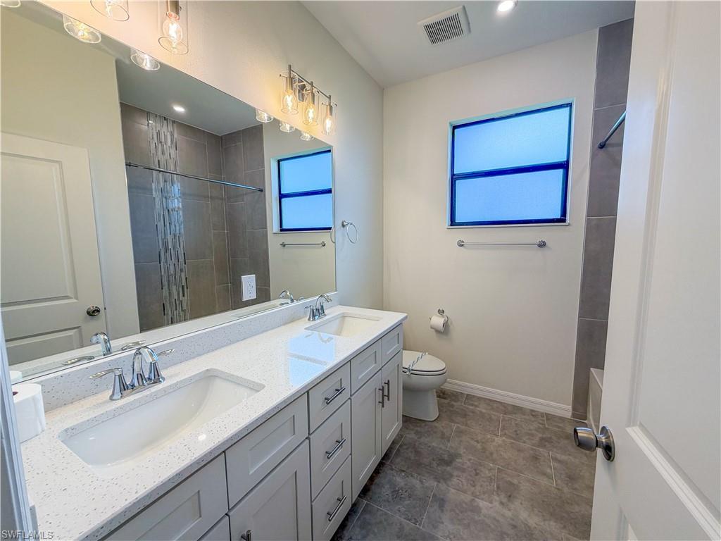 2102 Nw 6th Pl Property Photo 19