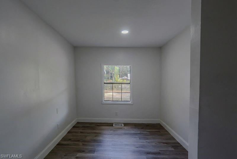 599 Carolina Ave Property Photo 25