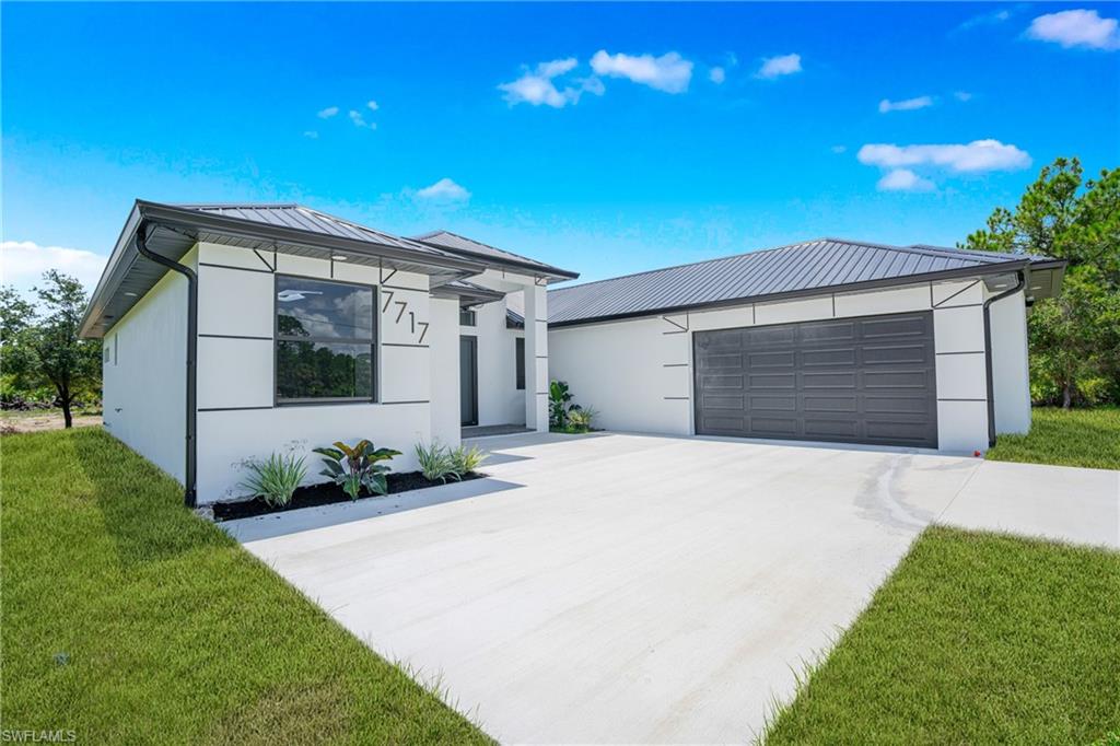 7717 18th Ter Property Photo 6