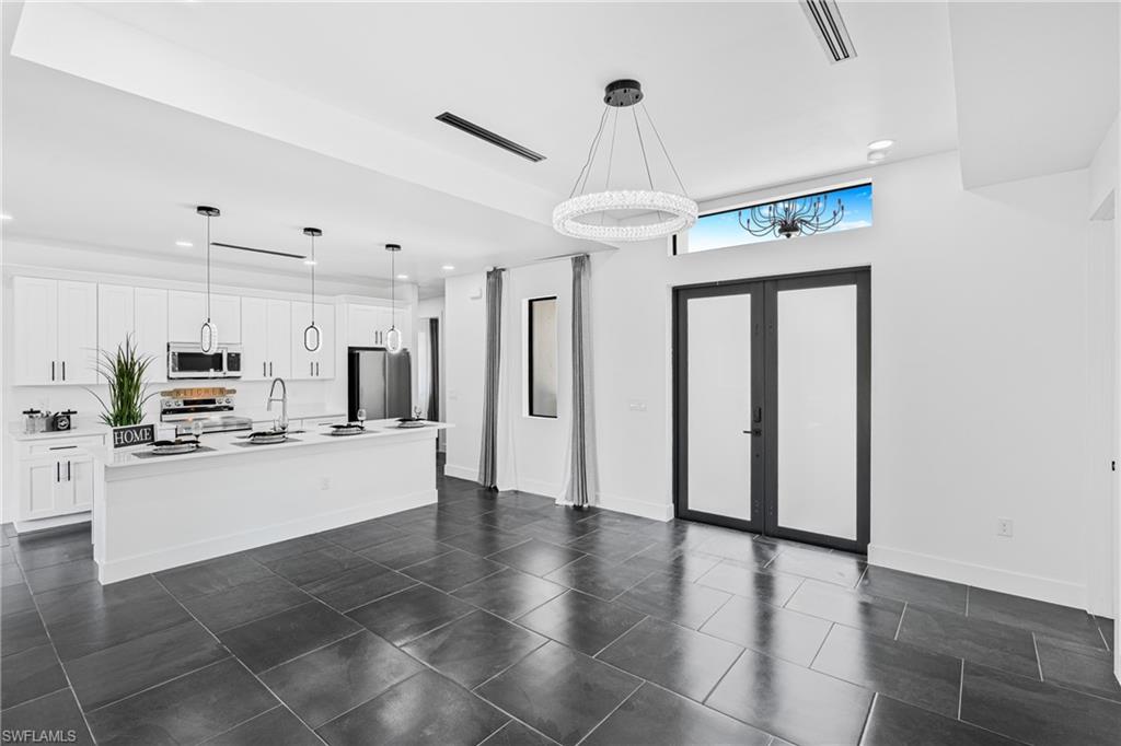 7717 18th Ter Property Photo 10
