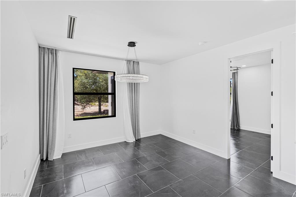 7717 18th Ter Property Photo 21