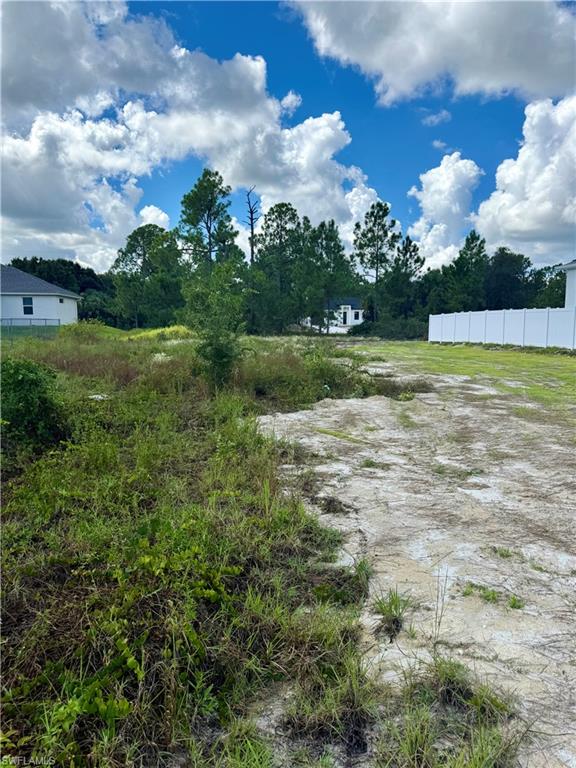 754 Clancy St E Property Photo 5