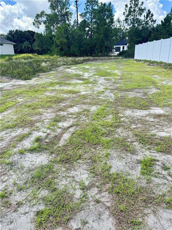 754 Clancy St E Property Photo 6