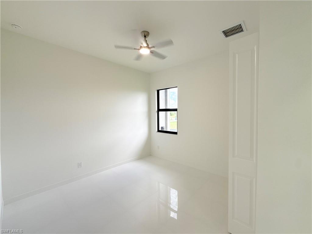 2325 Nw 37th Pl Property Photo 20