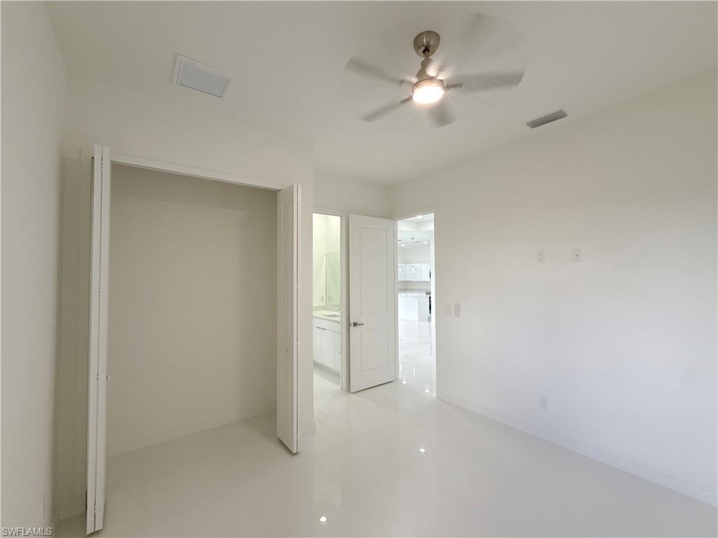 2325 Nw 37th Pl Property Photo 21